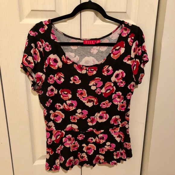 🛍 3/$20 SALE - Floral Peplum Top - Picture 5 of 6